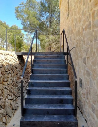 Escaleras de hierro